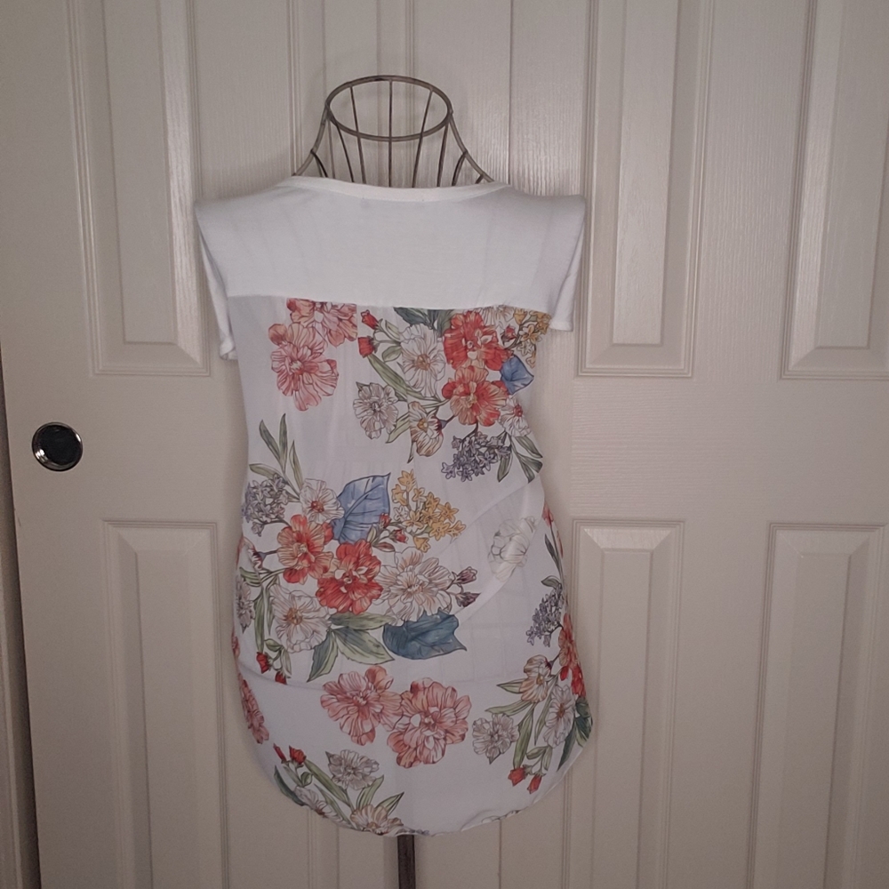 Kim & Cami 3x Tied Floral Blouse